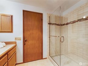 6910 California Avenue SW 14, Seattle WA 98136