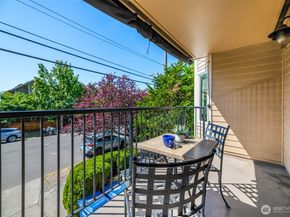 6910 California Avenue SW 14, Seattle WA 98136
