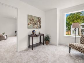 10675 SE 170th Place, Renton WA 98055