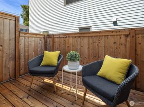 1810 NW 85th Street, Seattle WA 98117