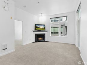 521 7th Avenue 207, Kirkland WA 98033