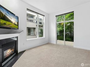 521 7th Avenue 207, Kirkland WA 98033