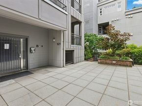 521 7th Avenue 207, Kirkland WA 98033