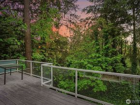 13128 SE Newport Way, Bellevue WA 98006
