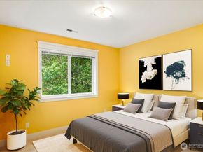 13128 SE Newport Way, Bellevue WA 98006