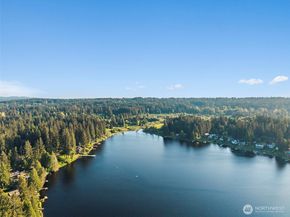 17353 191st Avenue NE, Woodinville WA 98072