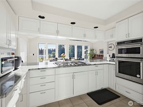 17353 191st Avenue NE, Woodinville WA 98072