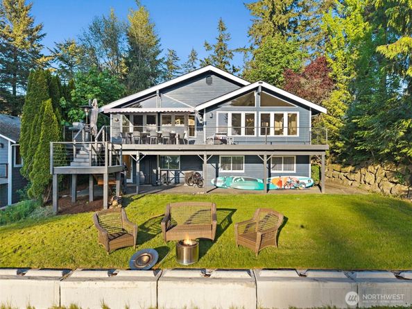 17353 191st Avenue NE, Woodinville WA 98072