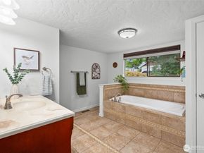 2312 Evergreen Avenue SE, Port Orchard WA 98366