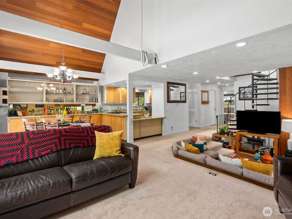 2312 Evergreen Avenue SE, Port Orchard WA 98366