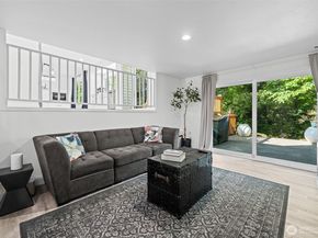 15932 SE 166th Place, Renton WA 98058