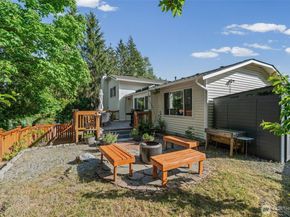 15932 SE 166th Place, Renton WA 98058
