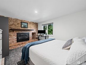 15932 SE 166th Place, Renton WA 98058