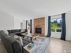 15932 SE 166th Place, Renton WA 98058