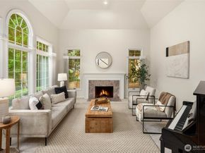 4651 171st Avenue SE, Bellevue WA 98006