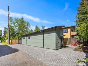 8623 30th Avenue SW, Seattle WA 98126