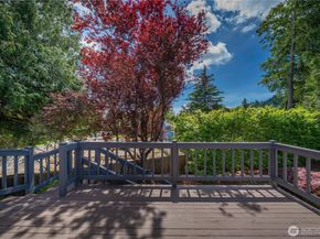 9437 NE 126th Place, Kirkland WA 98034