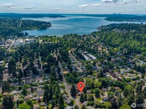 9437 NE 126th Place, Kirkland WA 98034
