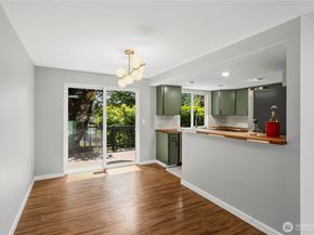 9437 NE 126th Place, Kirkland WA 98034