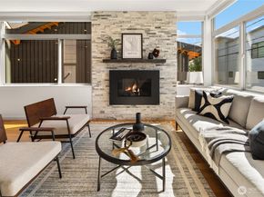 1919 A 9th Avenue W, Seattle WA 98119