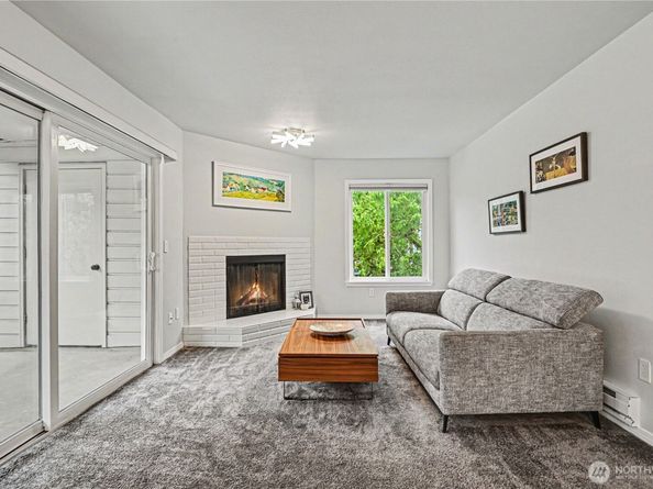 13616 NE 7th Street E3, Bellevue WA 98005