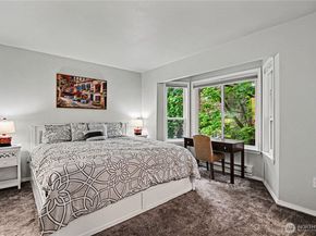13616 NE 7th Street E3, Bellevue WA 98005