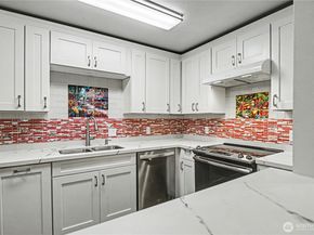 13616 NE 7th Street E3, Bellevue WA 98005