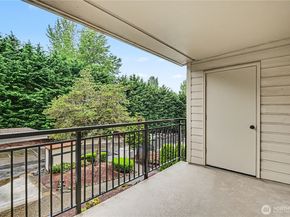 13616 NE 7th Street E3, Bellevue WA 98005