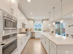 1703 14th Place NE, Issaquah WA 98029
