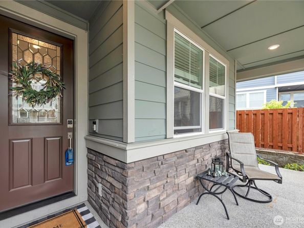 1703 14th Place NE, Issaquah WA 98029