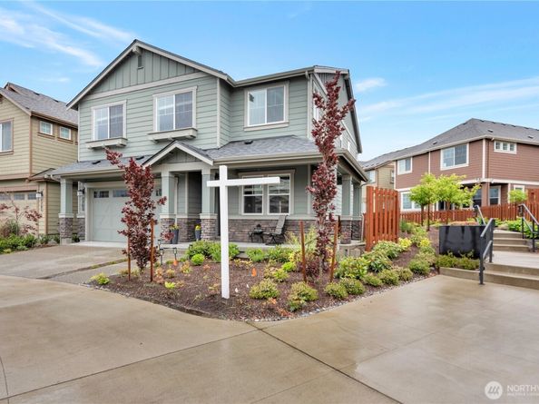 1703 14th Place NE, Issaquah WA 98029
