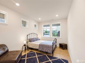 1703 14th Place NE, Issaquah WA 98029