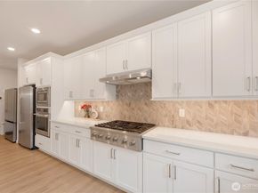 1703 14th Place NE, Issaquah WA 98029