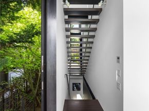 3310 E Laurelhurst Drive NE, Seattle WA 98105