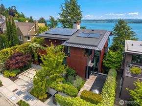 3310 E Laurelhurst Drive NE, Seattle WA 98105