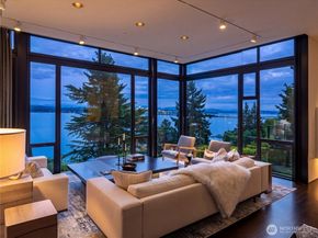 3310 E Laurelhurst Drive NE, Seattle WA 98105