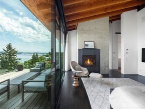 3310 E Laurelhurst Drive NE, Seattle WA 98105