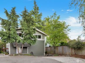 7727 27th Avenue NW, Seattle WA 98117