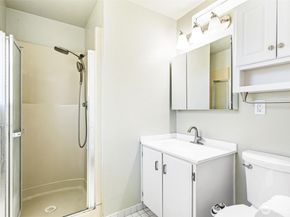 35803 13th Avenue SW, Federal Way WA 98023