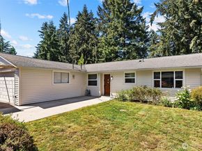 35803 13th Avenue SW, Federal Way WA 98023