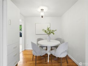 3608 SE 5th Place, Renton WA 98058