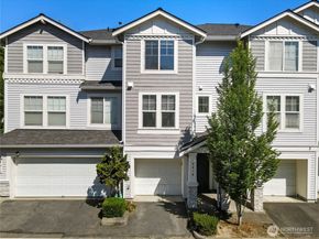 5916 S 232nd Court 32, Kent WA 98032