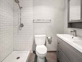 1818 18th Avenue 204, Seattle WA 98122