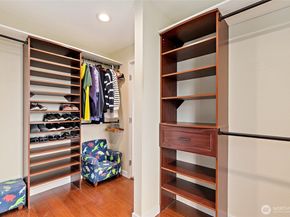 1919 SW Cove Point Road, Burien WA 98146