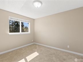 7700 196th Street SW C, Edmonds WA 98026