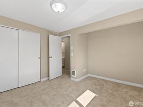 7700 196th Street SW C, Edmonds WA 98026