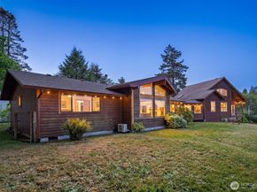 38104 Hillview Lane NE, Hansville WA 98340