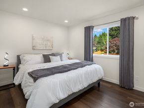 107 6th Street S, Kirkland WA 98033
