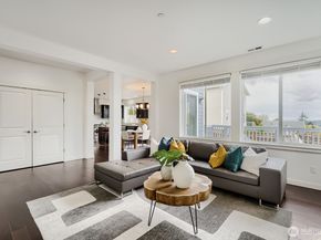 7426 S 114th St, Seattle WA 98178