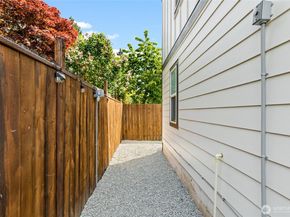 14338 Ashworth Avenue N B, Seattle WA 98133